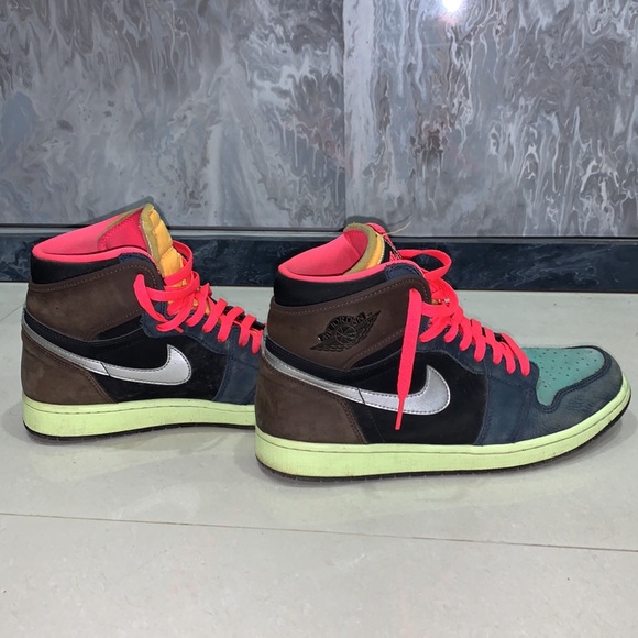 Nike - Picture 2 of 3